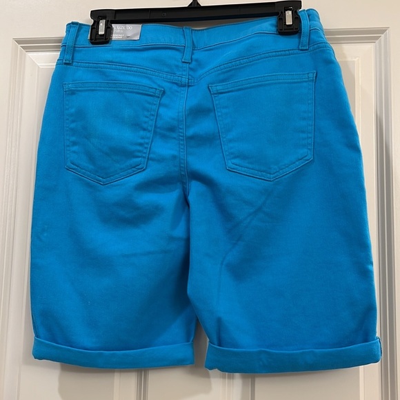 Chico’s ladies shorts - Picture 2 of 6